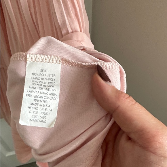 NWOT Coquette Accordian Style Off the Shoulder Light Pink Midi Dress - Picture 5 of 5